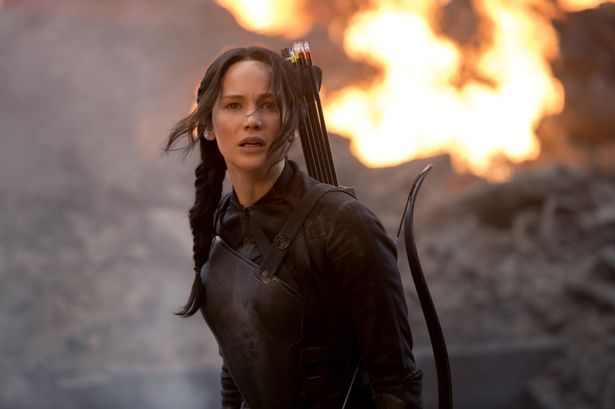 THE-HUNGER-GAMES-MOCKINGJAY-PART-1
